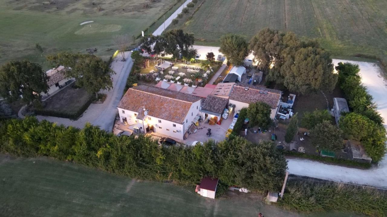 Locanda Del Tavolo Matto بوتنزا بيسينا المظهر الخارجي الصورة