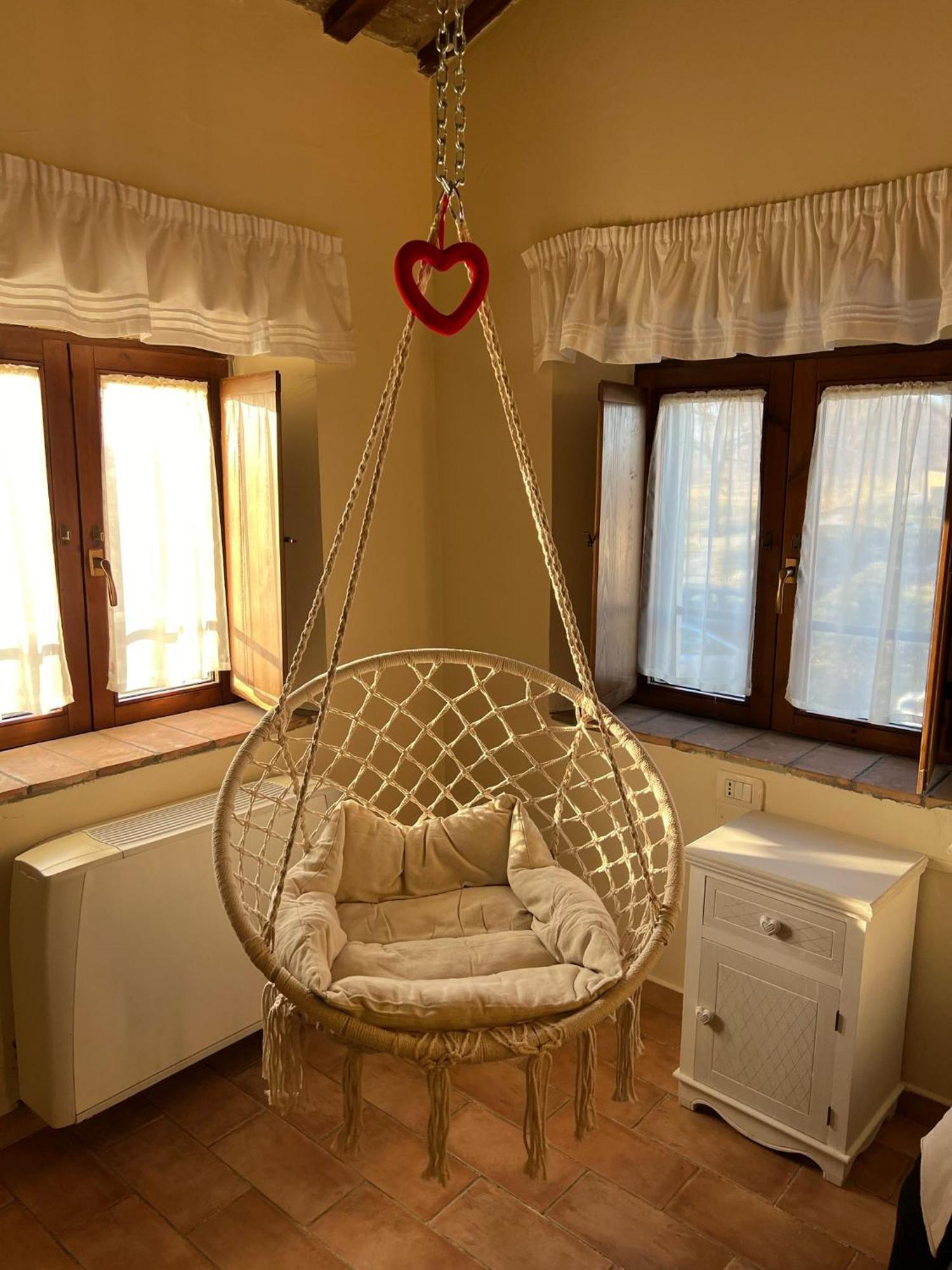 Locanda Del Tavolo Matto بوتنزا بيسينا المظهر الخارجي الصورة